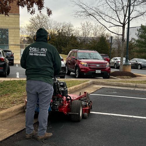 Commercial Lawn Mowing Services