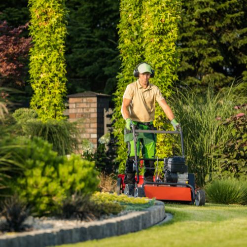 Commercial Lawn Mowing companies